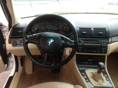 2002 BMW 325 xi