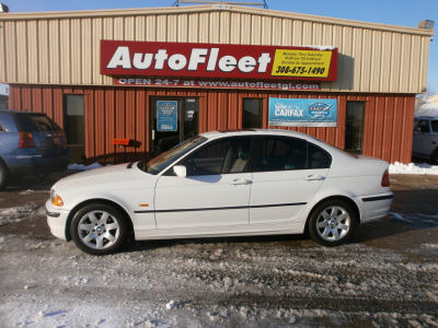 2001 BMW 325  i