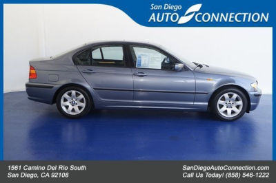 2005 BMW 325  i
