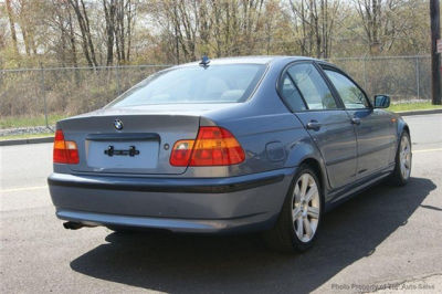 2003 BMW 325 i