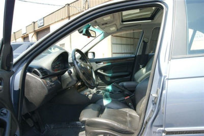 2003 BMW 325 i
