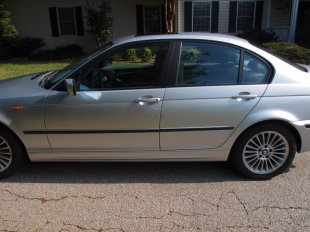 2002 BMW 325 xi
