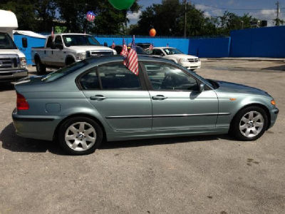 2003 BMW 325 i