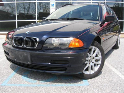 2001 BMW 325 i