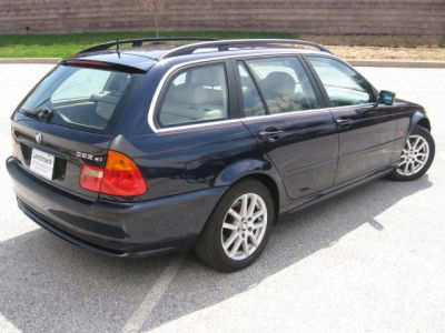 2001 BMW 325 i