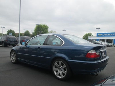 2002 BMW 325  Ci