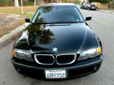 2004 BMW 325 i