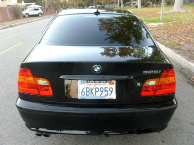 2004 BMW 325 i