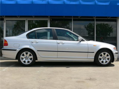 2003 BMW 325 i
