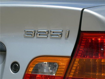 2003 BMW 325 i