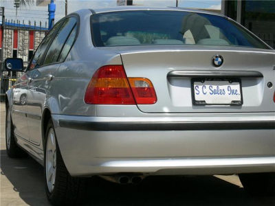 2003 BMW 325 i