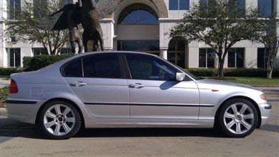 2003 BMW 325  i