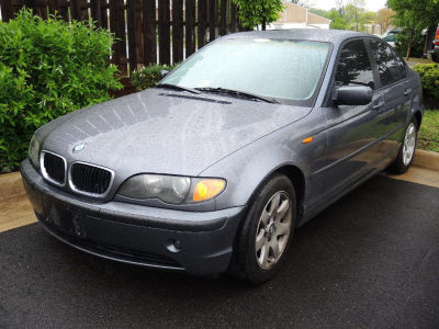 2001 BMW 325  i