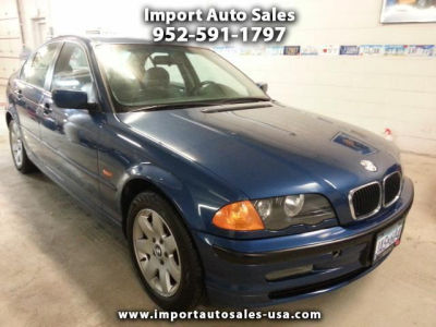 2001 BMW 325  i