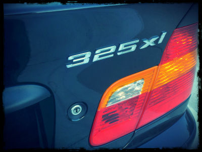 2003 BMW 325 xi