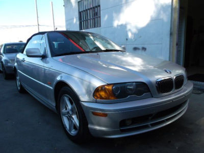 2002 BMW 325  Ci