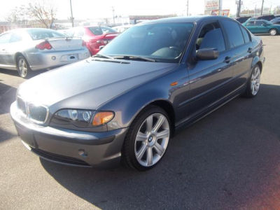 2003 BMW 325  i