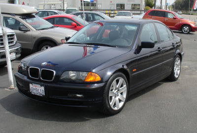 2001 BMW 325 i