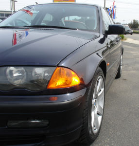 2001 BMW 325 i