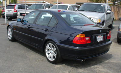 2001 BMW 325 i