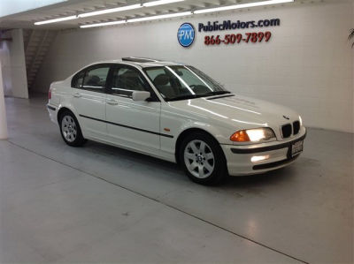 2001 BMW 325  i