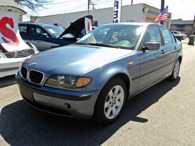 2002 BMW 325  i