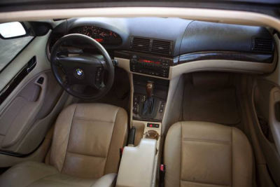 2002 BMW 325 i