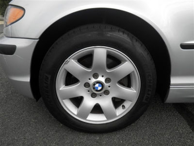 2002 BMW 325 xi