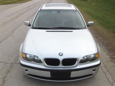 2003 BMW 325  i