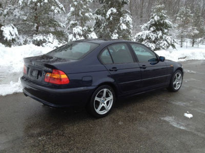 2003 BMW 325 xi