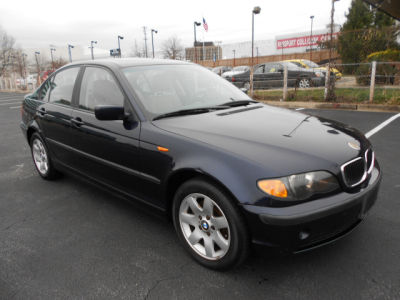 2002 BMW 325  xi