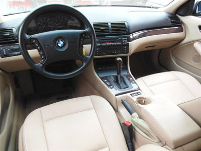 2003 BMW 325 xi