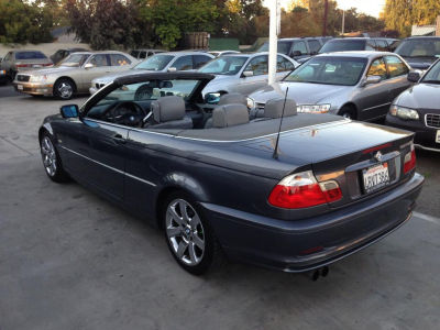 2001 BMW 325  Ci