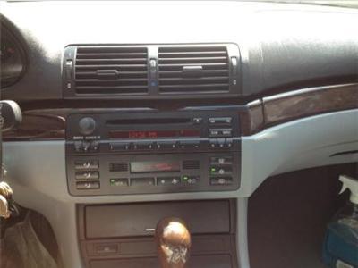 2003 BMW 325 i