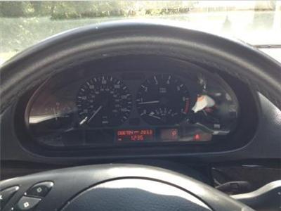 2003 BMW 325 i