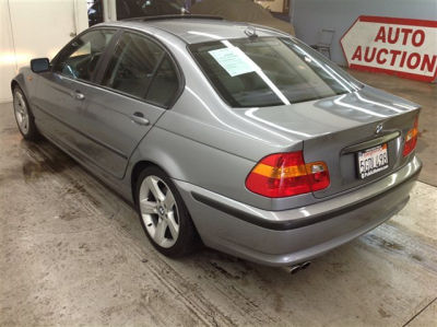 2004 BMW 325 i