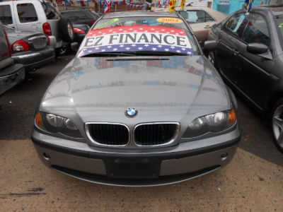 2004 BMW 325  i