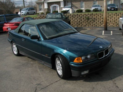 1995 BMW 325  i