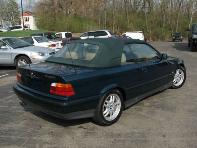 1995 BMW 325  i