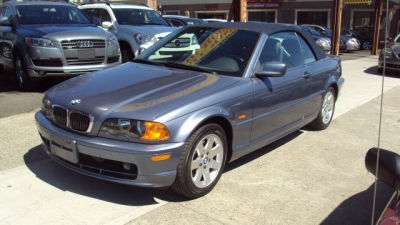 2001 BMW 325  Ci