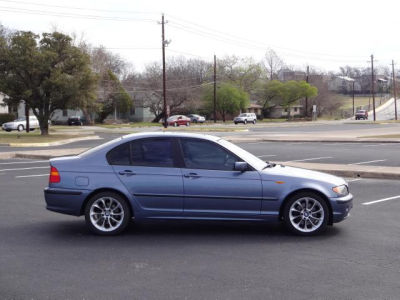 2002 BMW 325 i