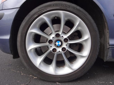2002 BMW 325 i