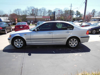 2005 BMW 325 i