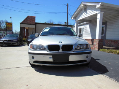 2005 BMW 325 i