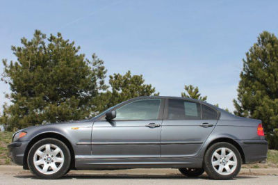 2002 BMW 325 xi