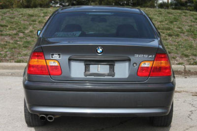 2002 BMW 325 xi