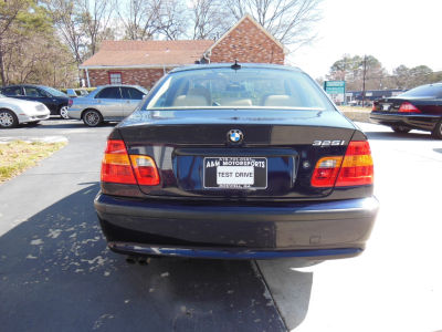 2005 BMW 325 i