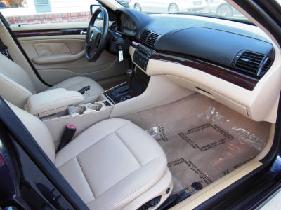 2005 BMW 325 i