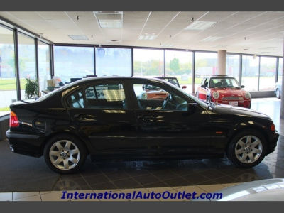 2001 BMW 325 i