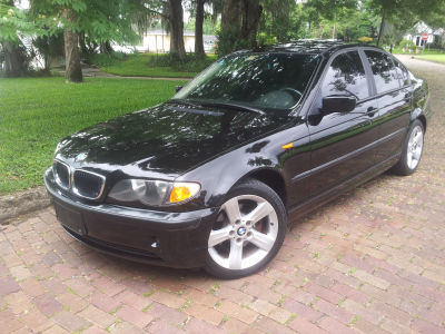 2004 BMW 325  i